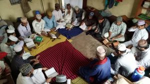 শহীদ লিয়াকত ভাইয়ের মাজার জিয়ারত, দোয়া-মোনাজাত এবং শহীদ পরিবারের সাথে সৌজন্যে স্বাক্ষত এর মাধ্যমে শেষ হল শহীদ দিবসে "শহীদ লিয়াকত স্মৃতি সংসদ"এর ধারাবাহিক কার্যক্রম॥ সকাল হতে সকল কার্যক্রমে উপস্থিত থাকায় আন্তরিক ধন্যবাদ জানাচ্ছি শহীদ লিয়াকত পরিবারের সদস্যবর্গ বিশেষত শহীদের বড় ভাই জনাব সামশুল ইসলাম, সংসদের উপদেষ্টা এম সোলাইমান ফরিদ , চাঁদগাও জোনের উপদেষ্টা হাফেজ মৌলানা ইব্রাহীম ভাই সহ সংসদ ও বিভিন্ন জোনের দায়িত্বশীল ভাইদের॥